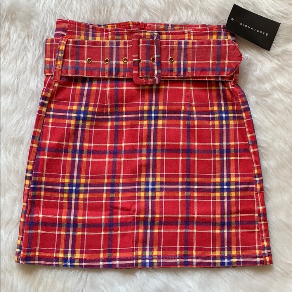 😘Belted Plaid Skirt - Size Small
